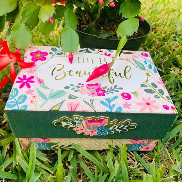 Life Is Beautiful Keepsake Gift Box 7x5 - Picture 1 of 8